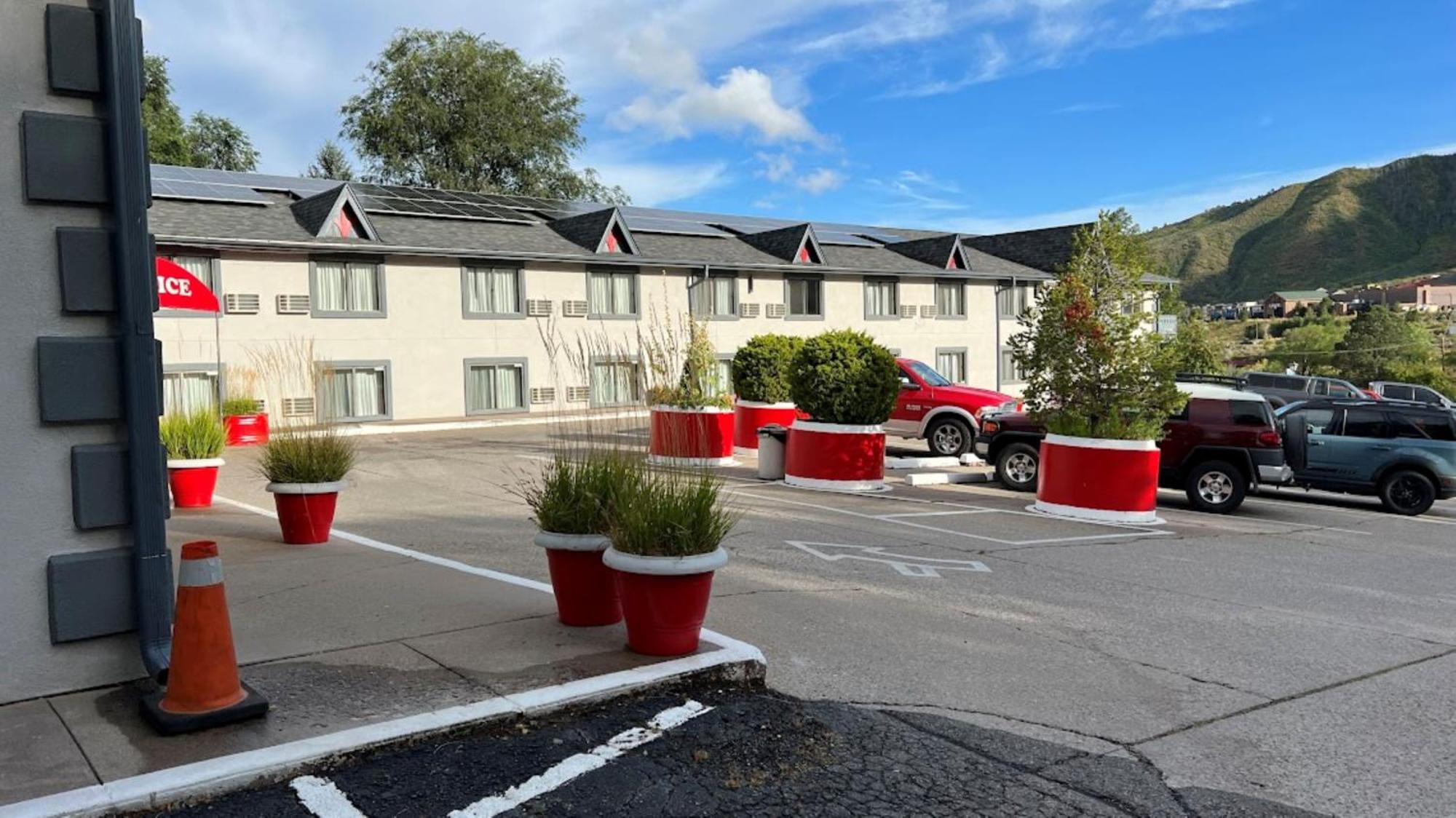Adventure Inn - Glenwood Springs Zewnętrze zdjęcie