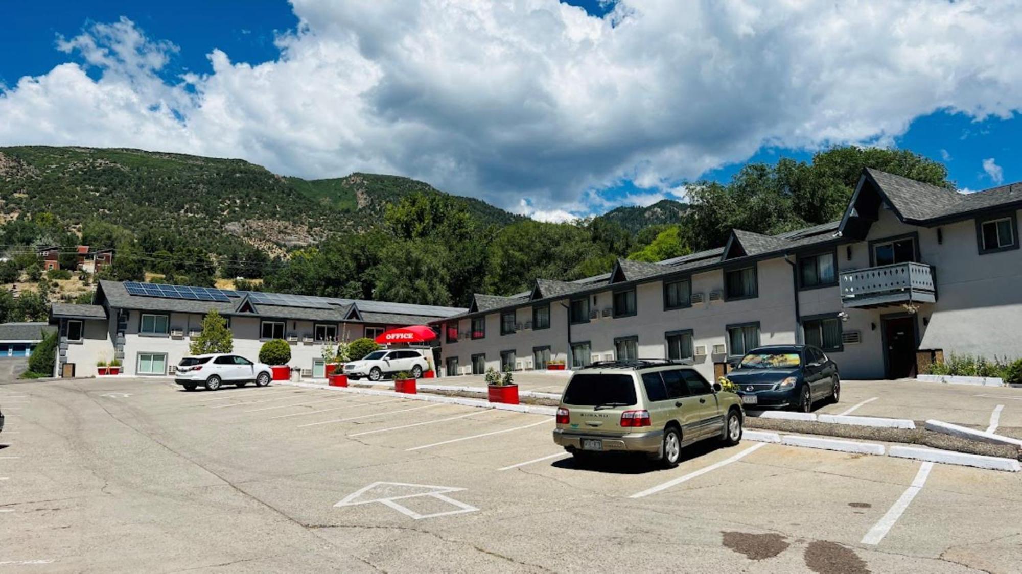Adventure Inn - Glenwood Springs Zewnętrze zdjęcie
